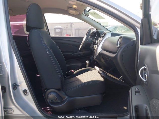 Nissan Versa 1.6 Sv 2015 3N1CN7AP5FL820771 Image 5