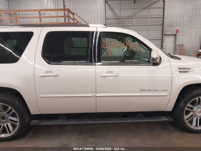 1GYS4JEF9ER117007 Cadillac Escalade Esv Premium