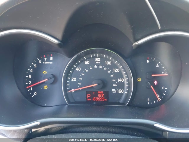 5XYKT4A65EG547633 KIA SORENTO LX