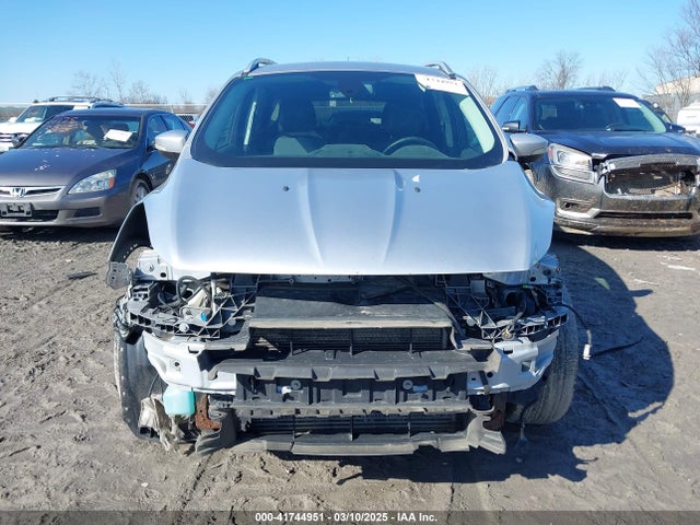 1FMCU9J97FUB13587 Ford Escape Titanium