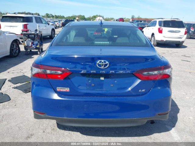4T1R11AK0RU239589 Toyota CAMRY LE