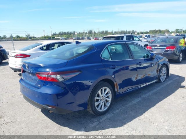 4T1R11AK0RU239589 Toyota CAMRY LE