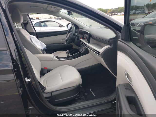 5NMJA3DE5SH456569 Hyundai TUCSON SE