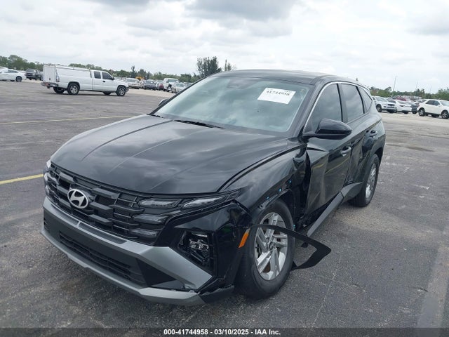 5NMJA3DE5SH456569 Hyundai TUCSON SE
