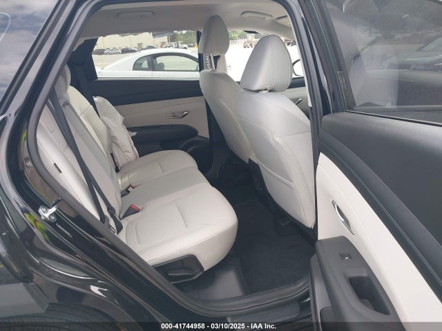 5NMJA3DE5SH456569 Hyundai TUCSON SE