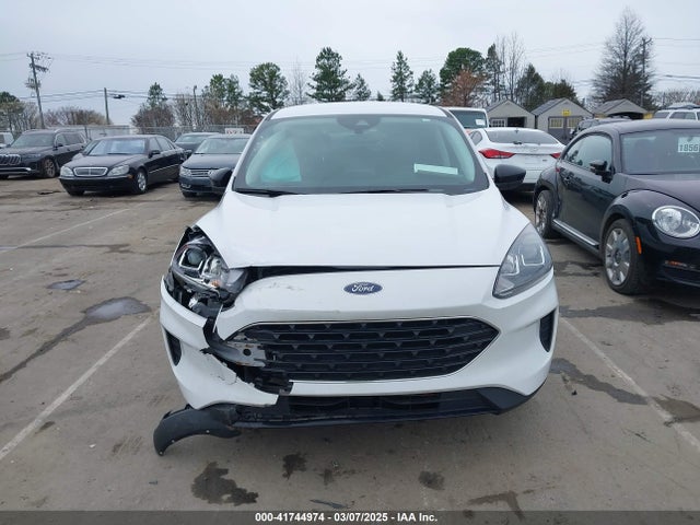 1FMCU0G66NUB34938 Ford ESCAPE SE