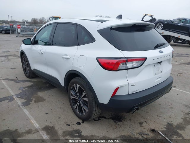 1FMCU0G66NUB34938 Ford ESCAPE SE