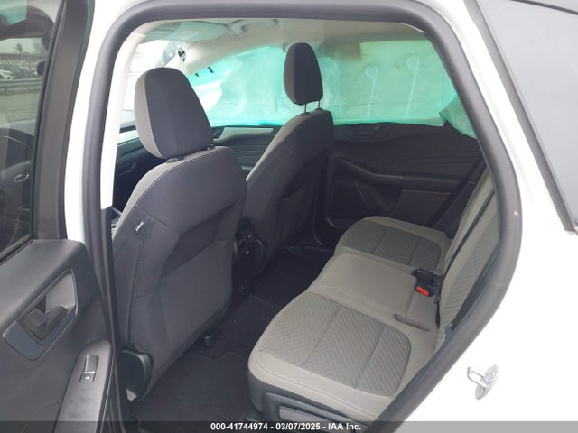 1FMCU0G66NUB34938 Ford ESCAPE SE
