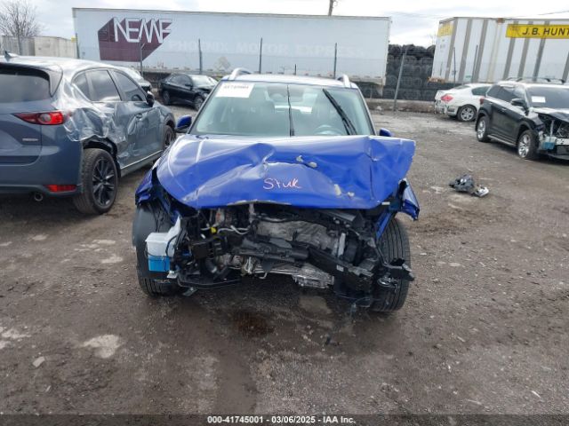 KMHRC8A33PU257464 Hyundai Venue Sel