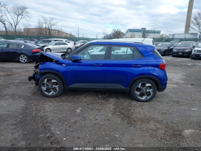KMHRC8A33PU257464 Hyundai Venue Sel