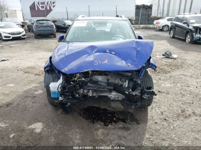 KMHRC8A33PU257464 Hyundai Venue Sel