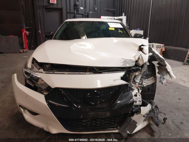 1N4AA6AP2GC439621 Nissan Maxima 3.5 Sr