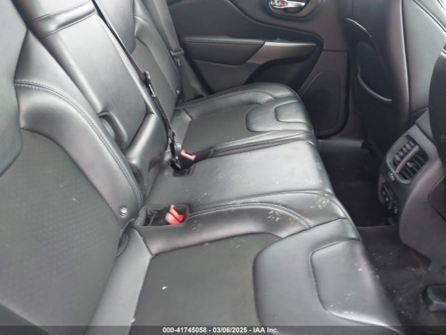 1C4PJMLB2KD101505 Jeep Cherokee Latitude Plus 4x4