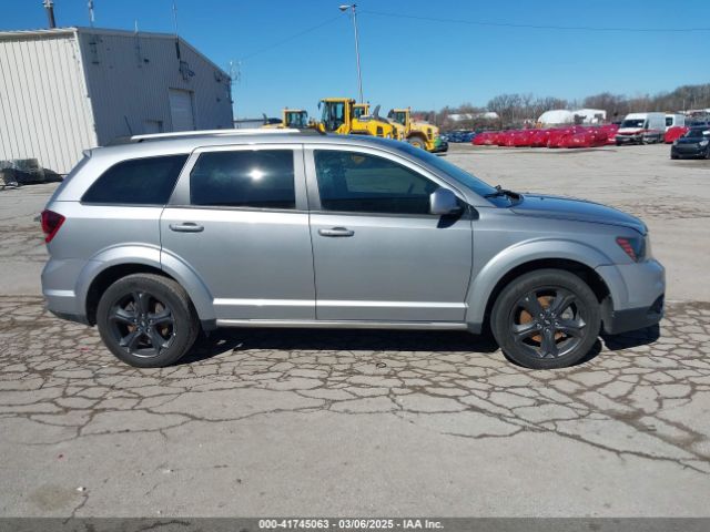 3C4PDCGG9KT857947 Dodge Journey Crossroad
