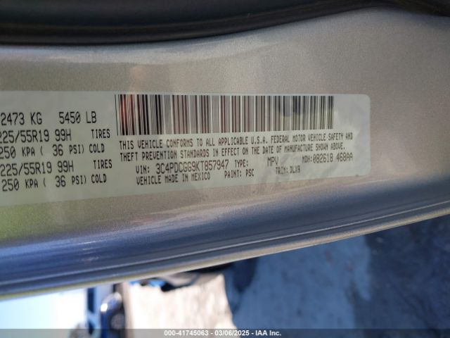 3C4PDCGG9KT857947 Dodge Journey Crossroad