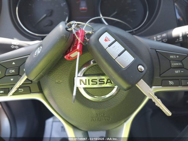 JN1BJ1CP8KW236905 Nissan Rogue Sport S
