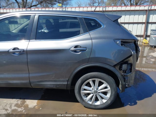 JN1BJ1CP8KW236905 Nissan Rogue Sport S