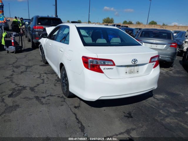 4T4BF1FK5ER439184 Toyota CAMRY LE