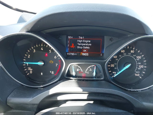 1FMCU0GD6HUA84299 Ford ESCAPE SE