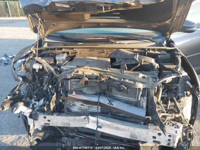 5TDJGRFH9KS065141 Toyota Highlander Hybrid Xle