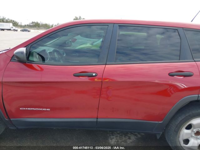 1C4PJLABXHW643669 Jeep Cherokee Sport Fwd