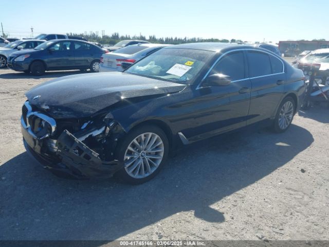 WBA53BH02MCF77971 BMW 530I