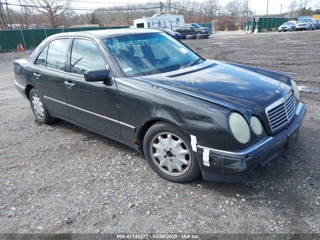 1999 MERCEDES-BENZ E 320 WDBJF65H2XA921188