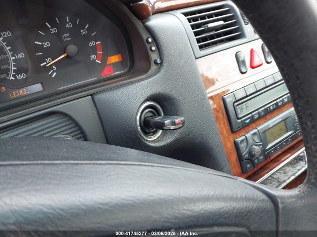 1999 MERCEDES-BENZ E 320 WDBJF65H2XA921188 Photo 10