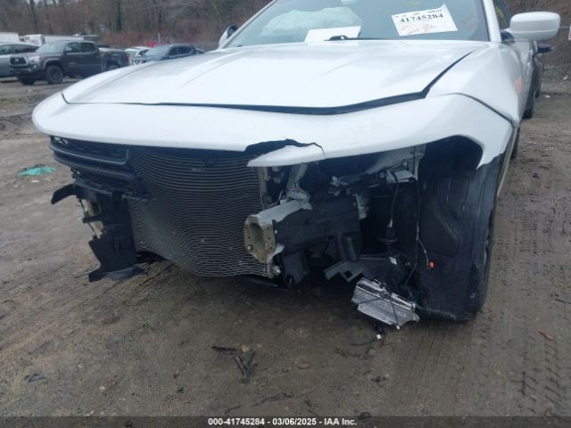 2C3CDXJG0HH587978 Dodge Charger Sxt Awd