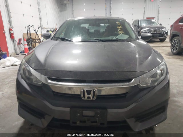 Honda Civic Lx 2018 19XFC2F57JE001932 Image 12