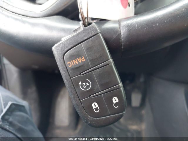 3C4NJDDB7HT636211 Jeep New Compass Trailhawk 4x4