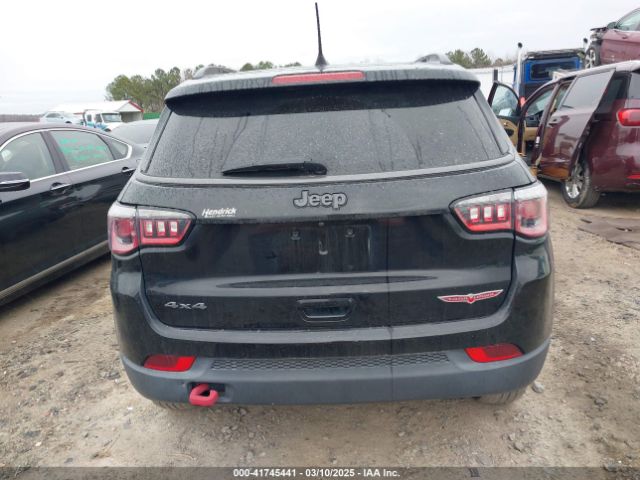 3C4NJDDB7HT636211 Jeep New Compass Trailhawk 4x4