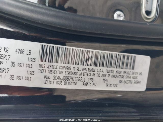 3C4NJDDB7HT636211 Jeep New Compass Trailhawk 4x4