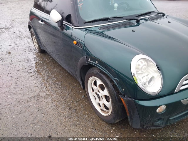 2005 MINI COOPER WMWRC33525TK62130 Photo 5