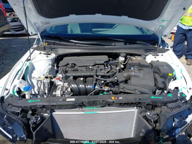 KMHLL4DG8RU815244 Hyundai ELANTRA SE