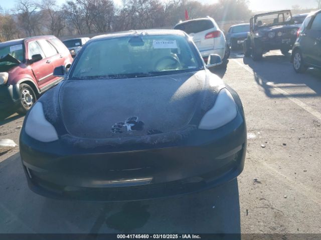 5YJ3E1EBXKF392147 Tesla Model 3 Long Range/performance