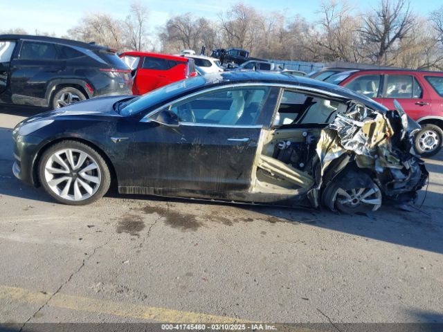 5YJ3E1EBXKF392147 Tesla Model 3 Long Range/performance