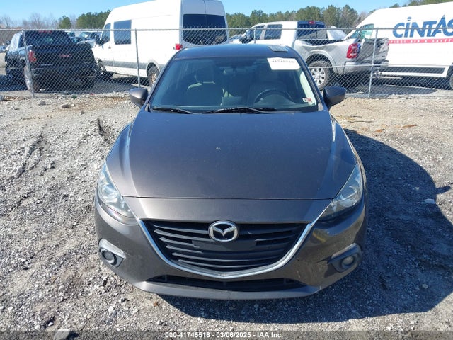 3MZBM1V79FM208826 Mazda pe