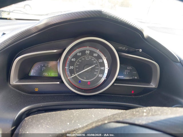 3MZBM1V79FM208826 Mazda pe