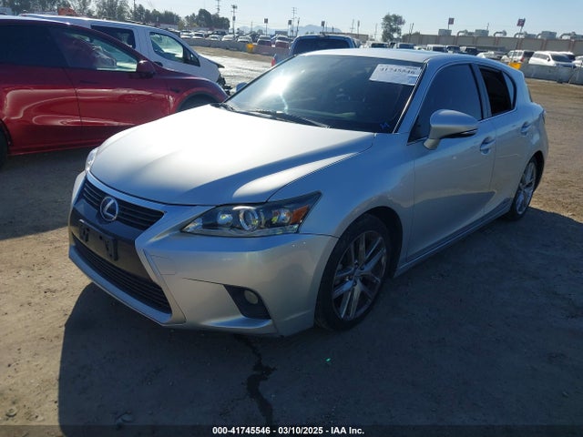 JTHKD5BH0E2193886 Lexus CT 200H
