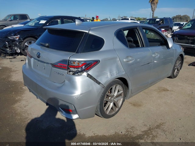 JTHKD5BH0E2193886 Lexus CT 200H