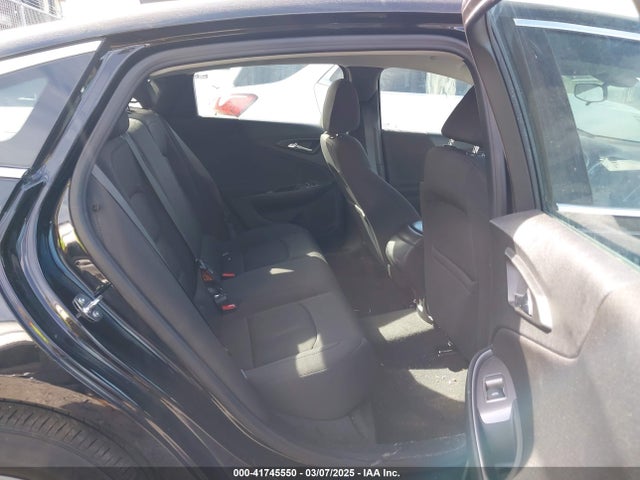 1G1ZB5ST0MF085665 Chevrolet Malibu Fwd Ls