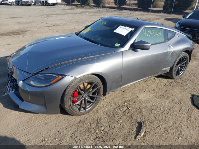 JN1BZ4BH5PM311048 Nissan Z Performance Manual