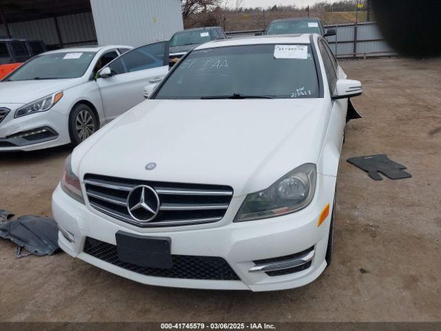 WDDGF4HB7EG213817 Mercedes-Benz C 250 Luxury/sport