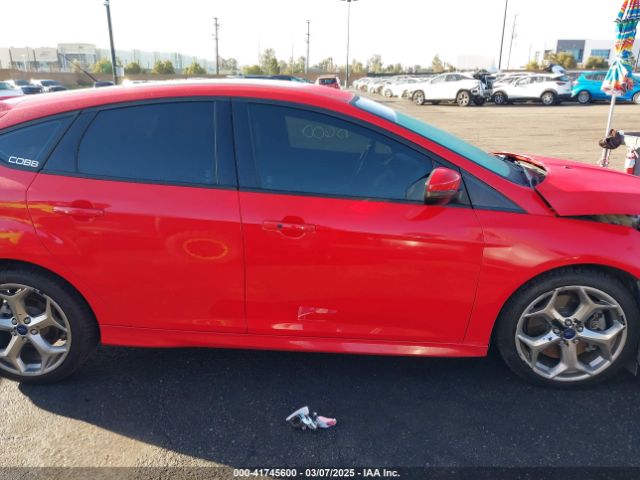 1FADP3L97GL261309 Ford FOCUS ST