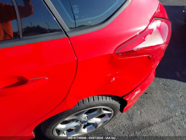 1FADP3L97GL261309 Ford FOCUS ST
