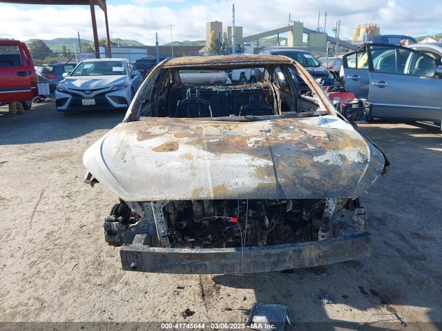 KMHD84LFXKU754810 Hyundai ELANTRA SEL