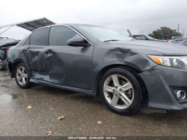 4T1BF1FK6EU733185 Toyota CAMRY SE