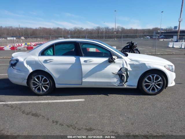 WDDWF4KB3GR149562 Mercedes-Benz C 300 4matic/luxury 4matic/sport 4matic