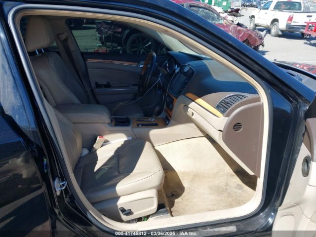 2013 CHRYSLER 300C 2C3CCAET2DH600537 Photo 4